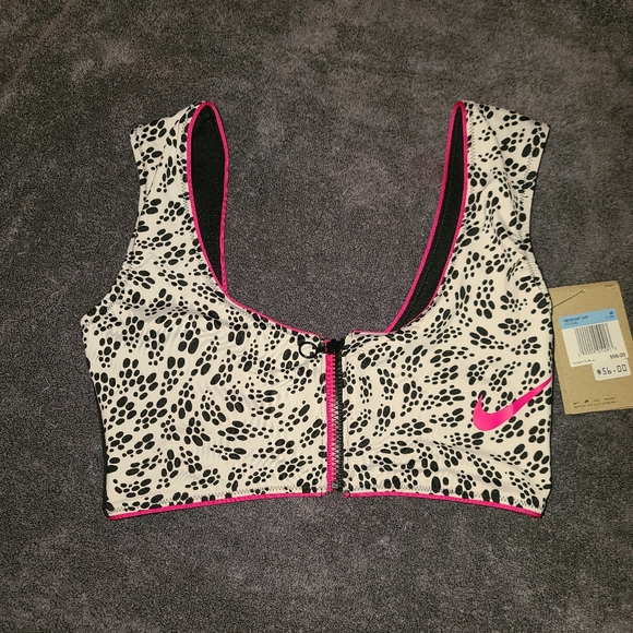 Nike Swimsuit - Picture 6 of 16